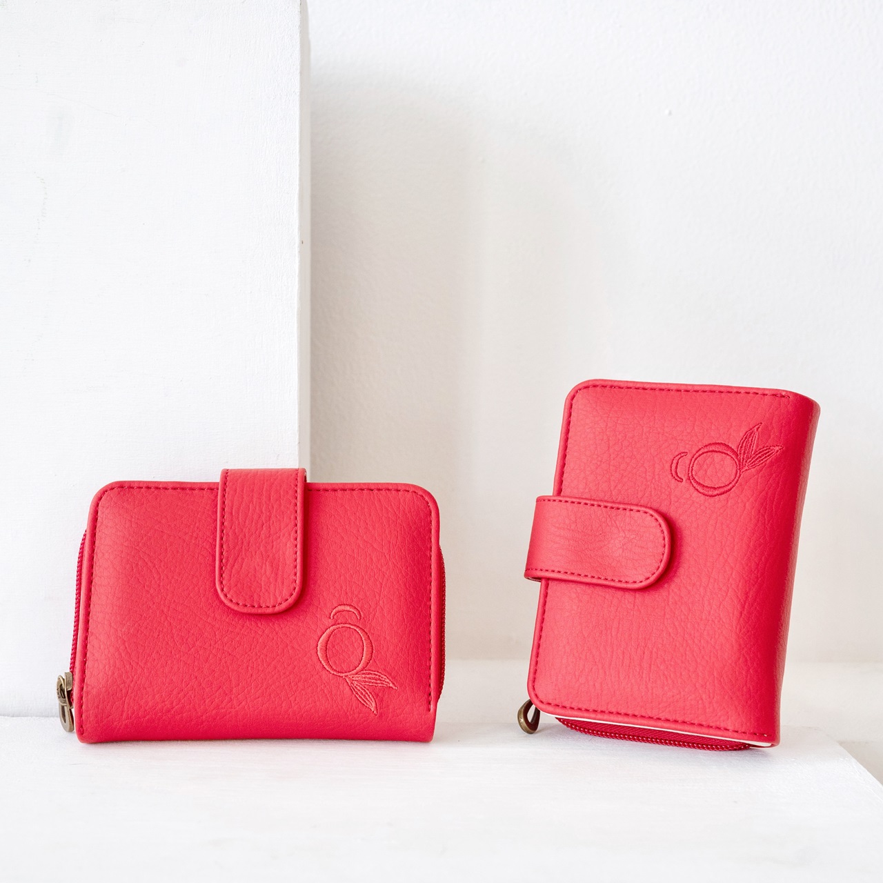 Billetera-Eva-Luque-Carteras-Roja